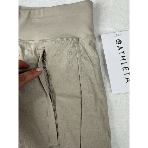 Athleta Shorts Womens 18 Beige Trekkie North High Rise Ripstop Hiking Trails - Picture 5 of 14